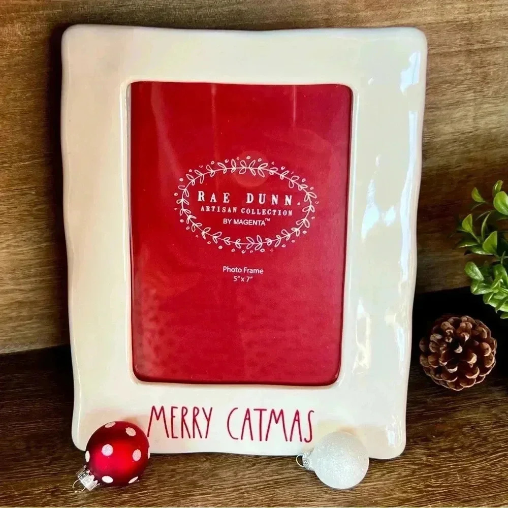 NEW Rae Dunn MERRY CATMAS - Cute Ceramic 5 x 7 Photo/Picture Frame
